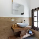 Casa Cesi 2, Luminoso Bilocale Con Giardino