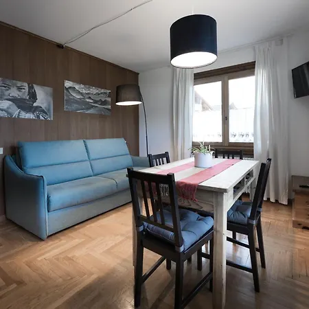 Casa Cesi 2, Luminoso Bilocale Con Giardino Apartment Bormio