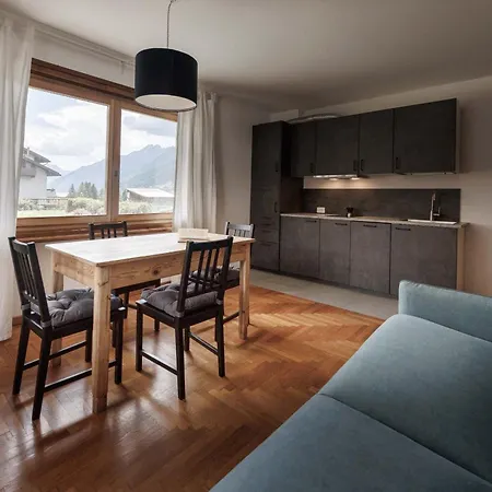 Apartment Casa Cesi 2, Luminoso Bilocale Con Giardino Bormio